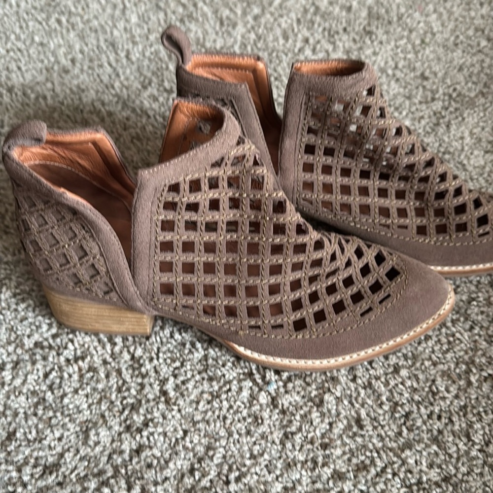 Jeffery Campbell